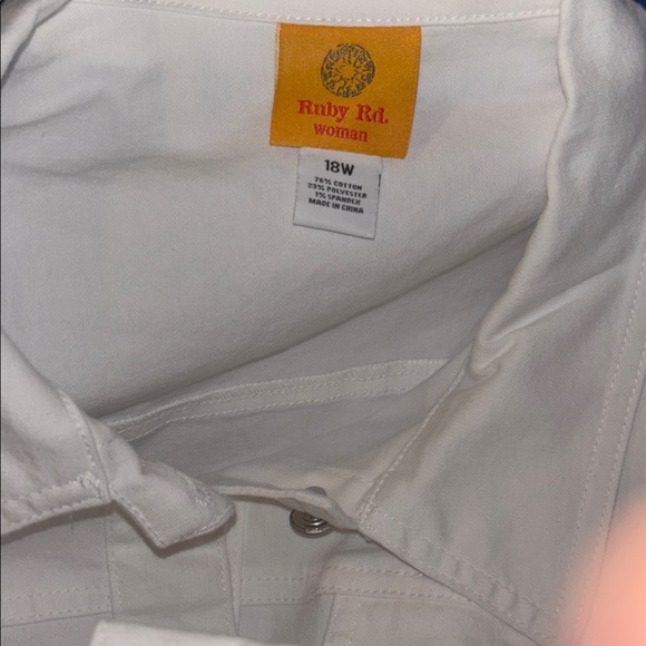 NWT! Ruby Rd. Women's White Ruffle Denim Jacket - Picture 3 of 3